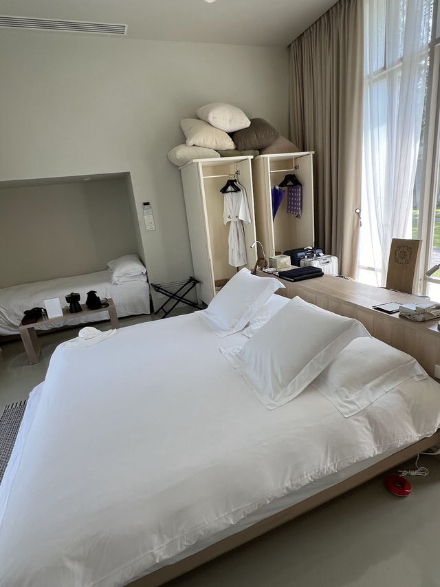 SALA PHUKET MAI KHAO BEACH รีสอร์ทlowrise ภูเก็ต