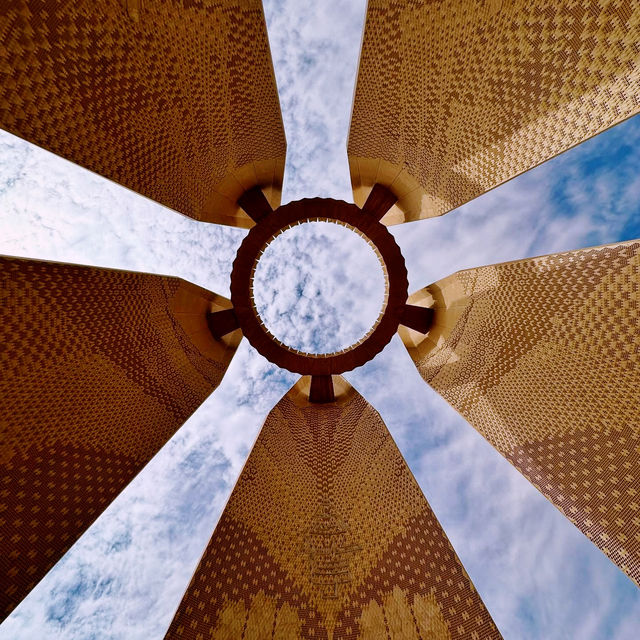 A Day of Modern Marvels: Exploring the Arab-Soviet Friendship Monument and Aswan High Dam