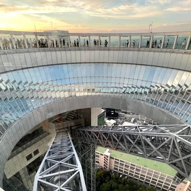 大阪地標之一💕大阪梅田空中庭院