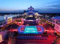 "Anthem of the Seas: The Coolest Ship You’re Not Cruising On (Yet!)" 🚢✨