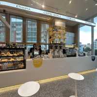 ร้านกาแฟเล็กๆให้ความรผู้สึกอบอุ่น