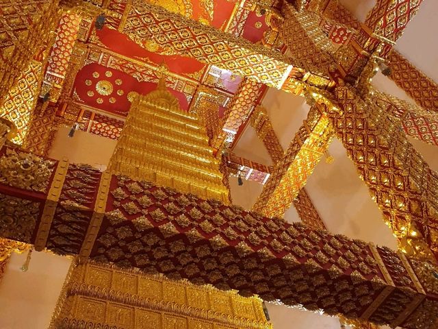 วัดพระธาตุหนองบัว ความสวยงามในอุบลราชธานี