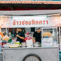 ร้านข้าวซอยกิตตรา  l รสชาติปริญญาราคาติดดิน 🍜🥘