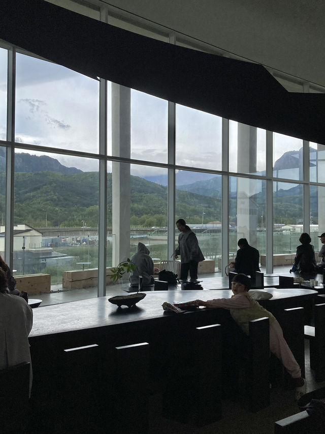 울산바위 명소, 카페 긷