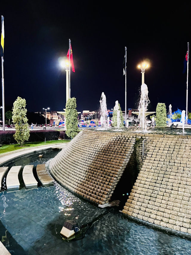 Putra Square: The Iconic Heart of Putrajaya
