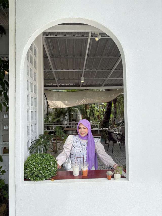 Grandfather cafe - พังงา 