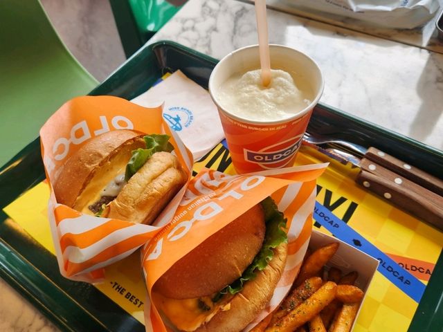 제주공항 월대천 근처 - 올드캡 버거, 제주 인생 버거 맛집