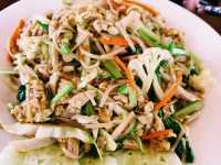 Lunch at Minn Wun Valley Café: A Taste of Myanmar's Heart in Sagaing