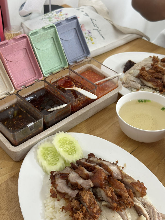  ข้าวมันไก่แม่พาเพลิน 