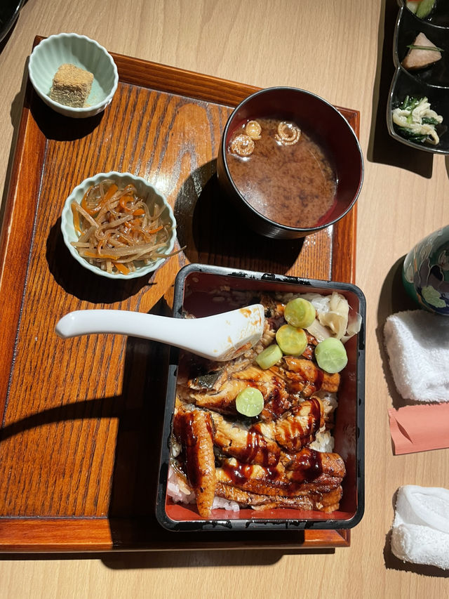 🐟魚屋直營🍣🦞沖繩當地人的私藏的🐍蛇酒海鮮食堂