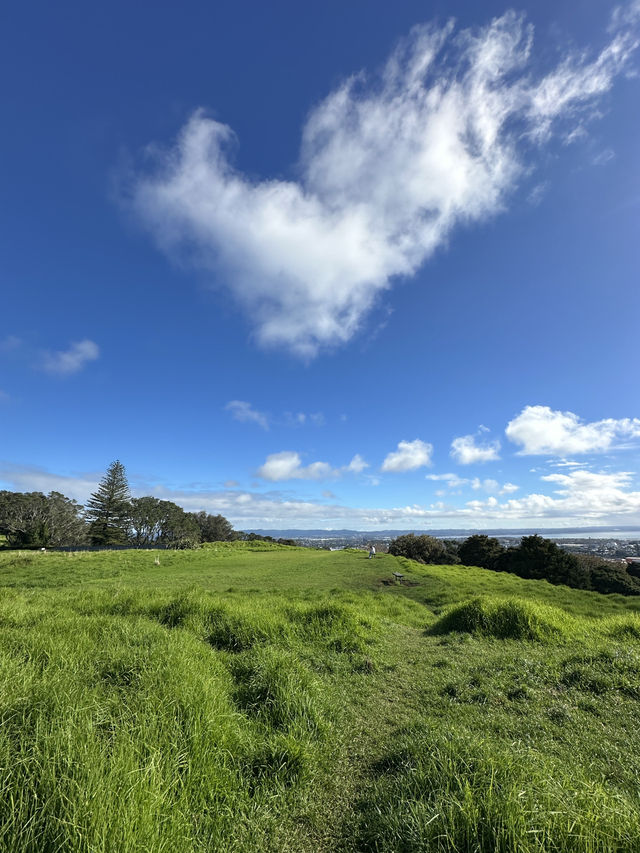 紐西蘭 ｜登奧克蘭伊甸山 Mount Eden Summit