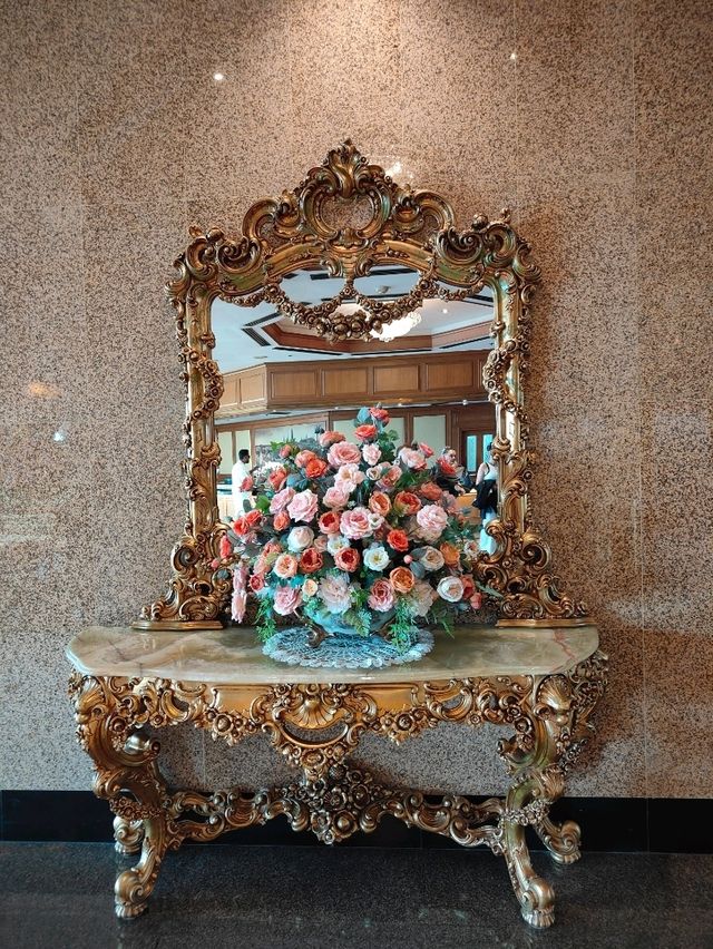 โรงแรมปริ๊นซ์พาเลซ มหานาค