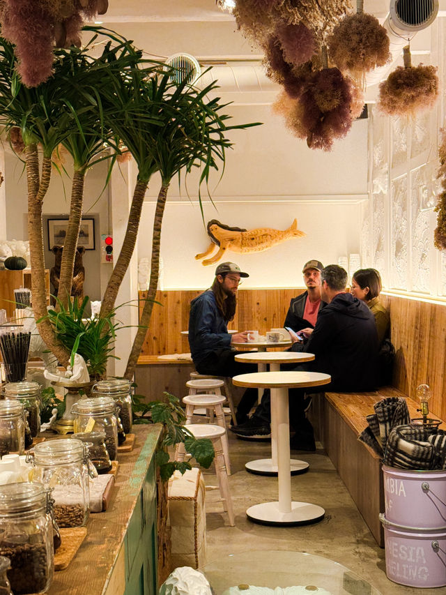 【札幌】人魚のカップが可愛いい本格派なコーヒースポット☕️