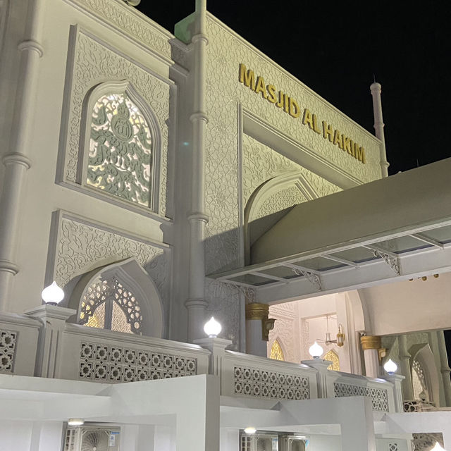 Spring Vibes in Padang: Al Hakim Mosque