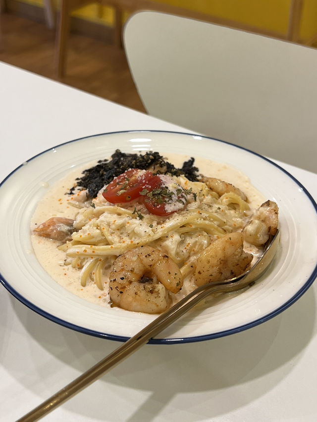 Woke Up Early Just for This Breakfast — Worth Every Bite!