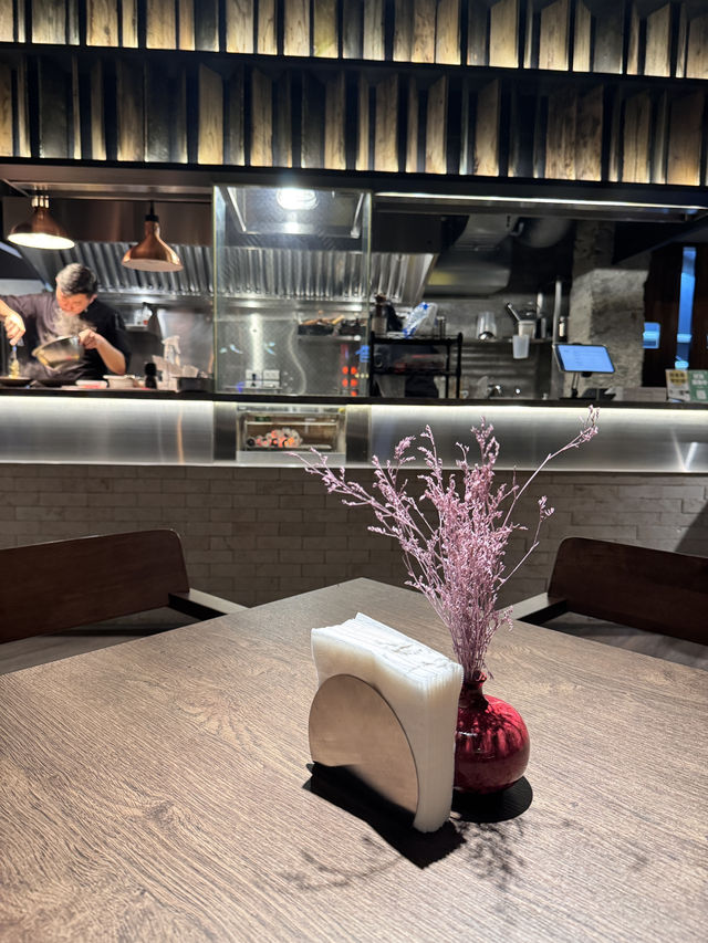 台北東區微醺地圖｜UCHI吾居炭火餐酒