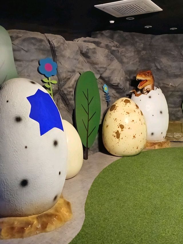 한반도 공룡발자국 화석관!
