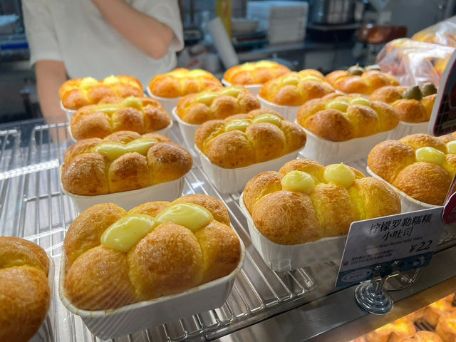 PAOPAO Bakery & Cafe ร้านขนมเซี่ยงไฮ้