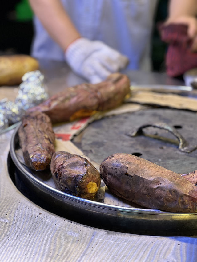 🍢 “길 위에서 중국을 만나다 – 이우 싼팅로 야시장”