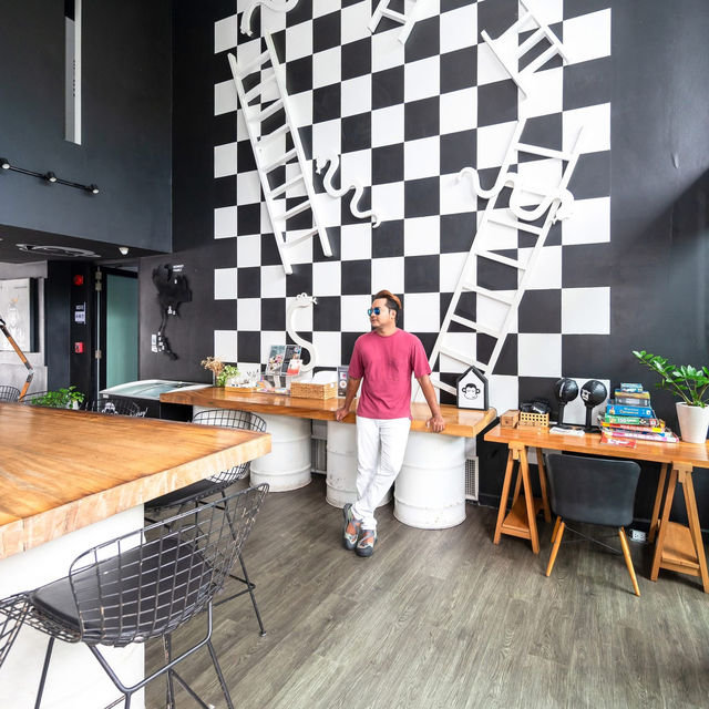 Blu Monkey Hub & Hotel Phuket 