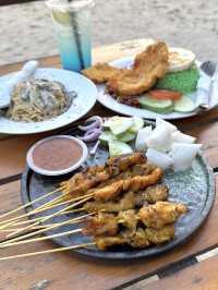 Johor Bahru’s Chillest Sunset Hangout: Marine Beach Bar Moments