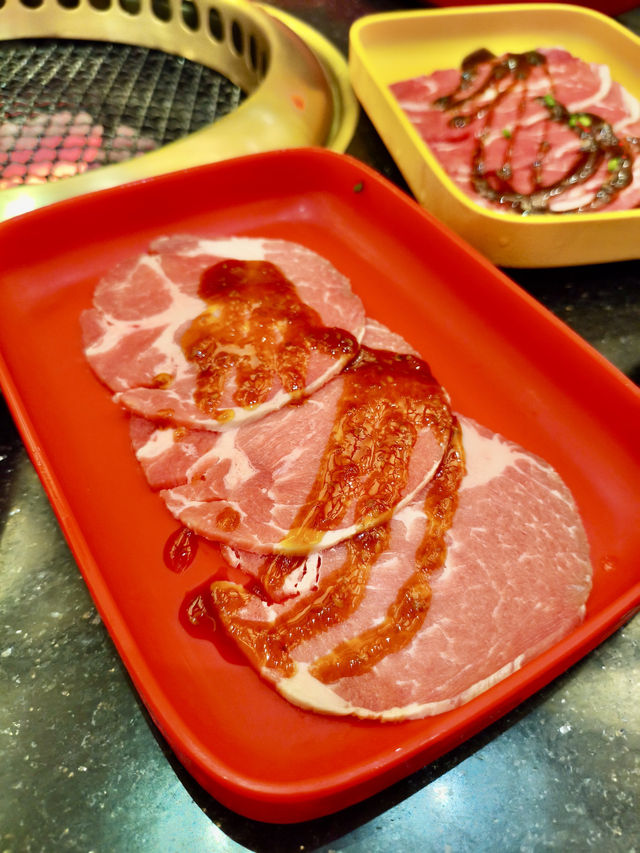 芭達雅｜泰國吃燒肉竟比台灣便宜超多 吃到飽燒肉店