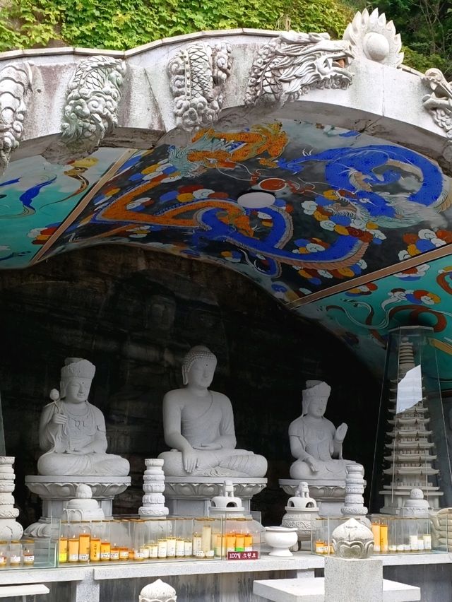 바다와 숲이 반겨주는 고성의 숨은 보석, 보현암