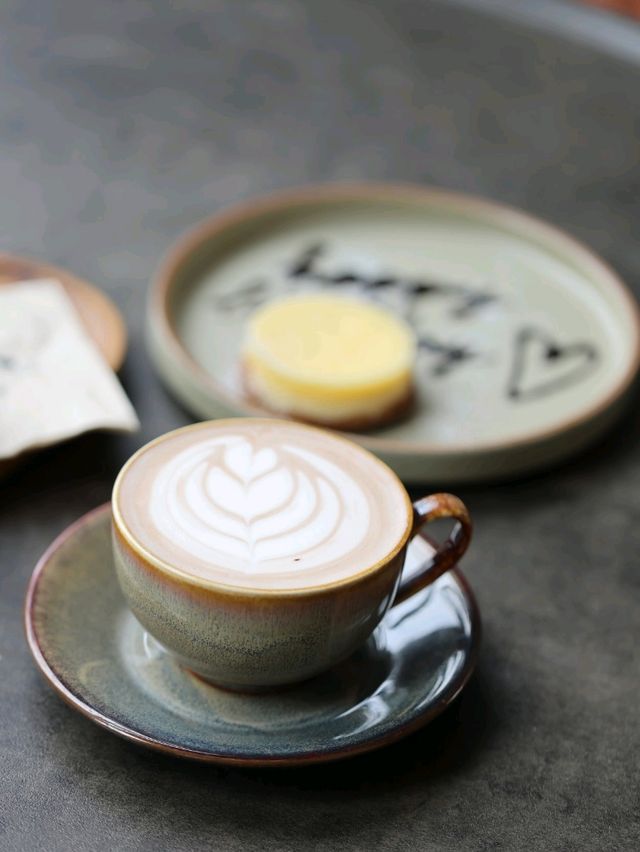 水泥風打卡Cafe ☕📷 上環Ellipsis 型格之選