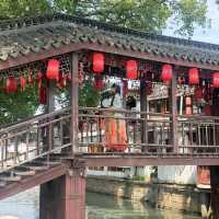 🪭 ใส่ชุดจีนเดินเล่นที่ Zhujiajiao ใกล้เซี่ยงไฮ้