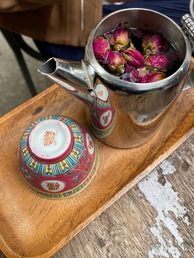 Halfway Coffee in Hong Kong is a charming café that blends vintage aesthetics!