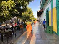 【Calle La Libertad｜グラナダ中心〜ニカラグア湖への一本道】