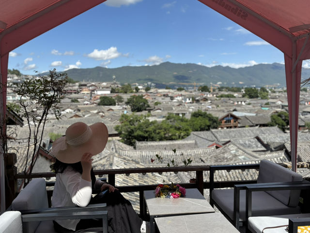 【麗江☀︎ホテル】半山一城·俏半山全景民宿