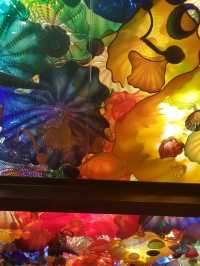 Admire beautiful glasswork art in Seattle