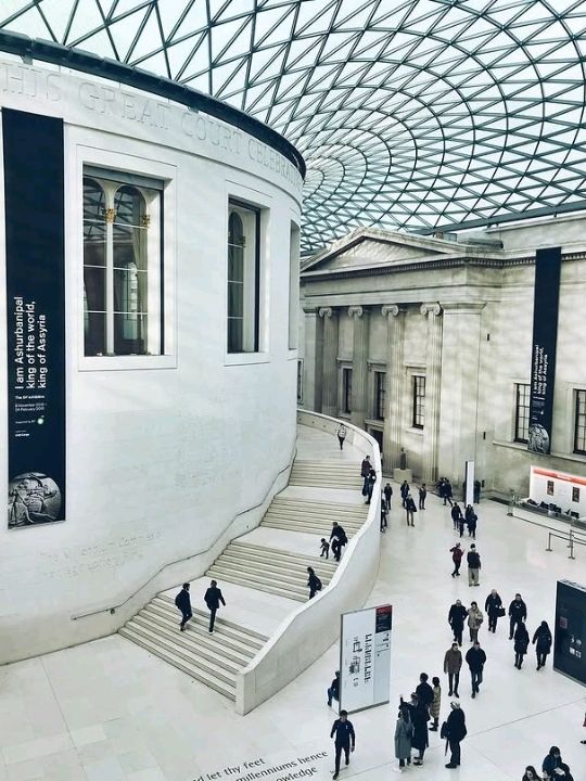 Interesting fact that it was the first museum in the world open for people for free