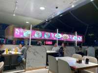 Carton 8 ร้านอาหารในสนามบินเซี่ยงไฮ้ผู่ตง