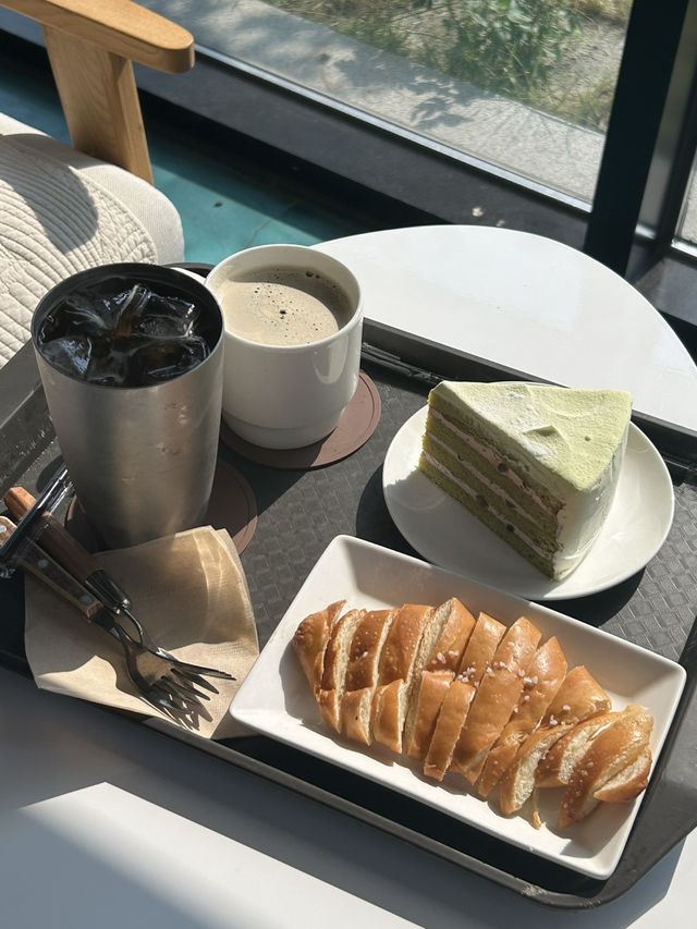 자연을 담은 통창, 마음이 쉬어가는 곳🌳