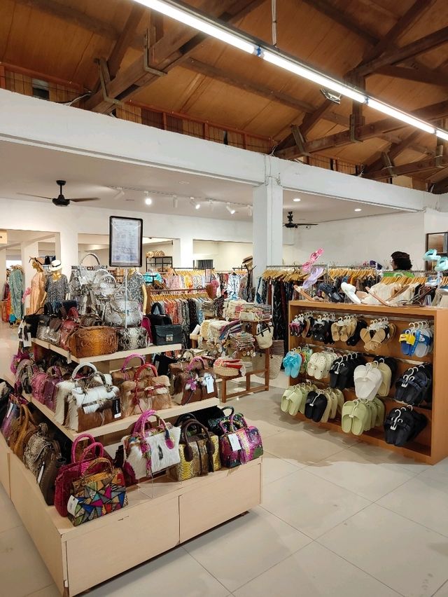 🎨 Review: Bali in Bali – Art & Craft Sanctuary at Bali Collection  