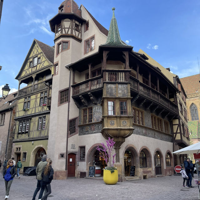 Colmar เมืองริมคลองแสนสวย