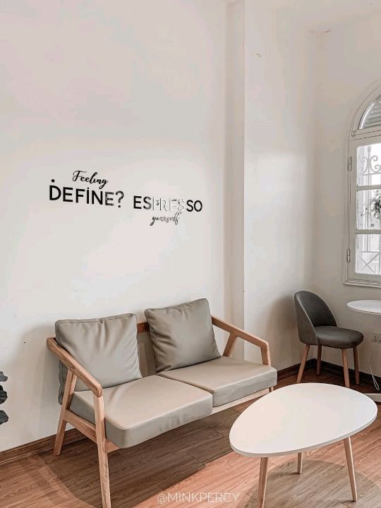 Define Coffee & Bar appears