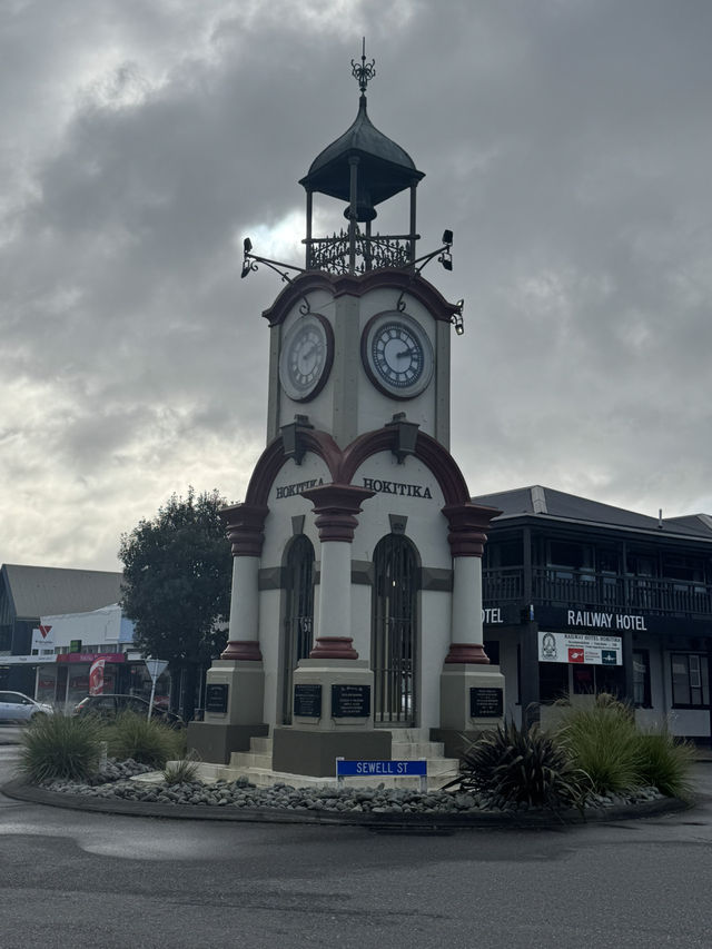 Quick day trip to a sleepy town and Gorges of Hokitika