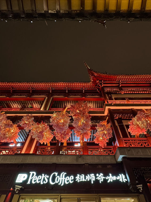 Yu Yuan, Shanghai — A Stroll Through History & Lights