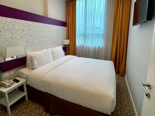 Holiday Inn Express & Suites Johor Bahru – Comfort Without the Fuss