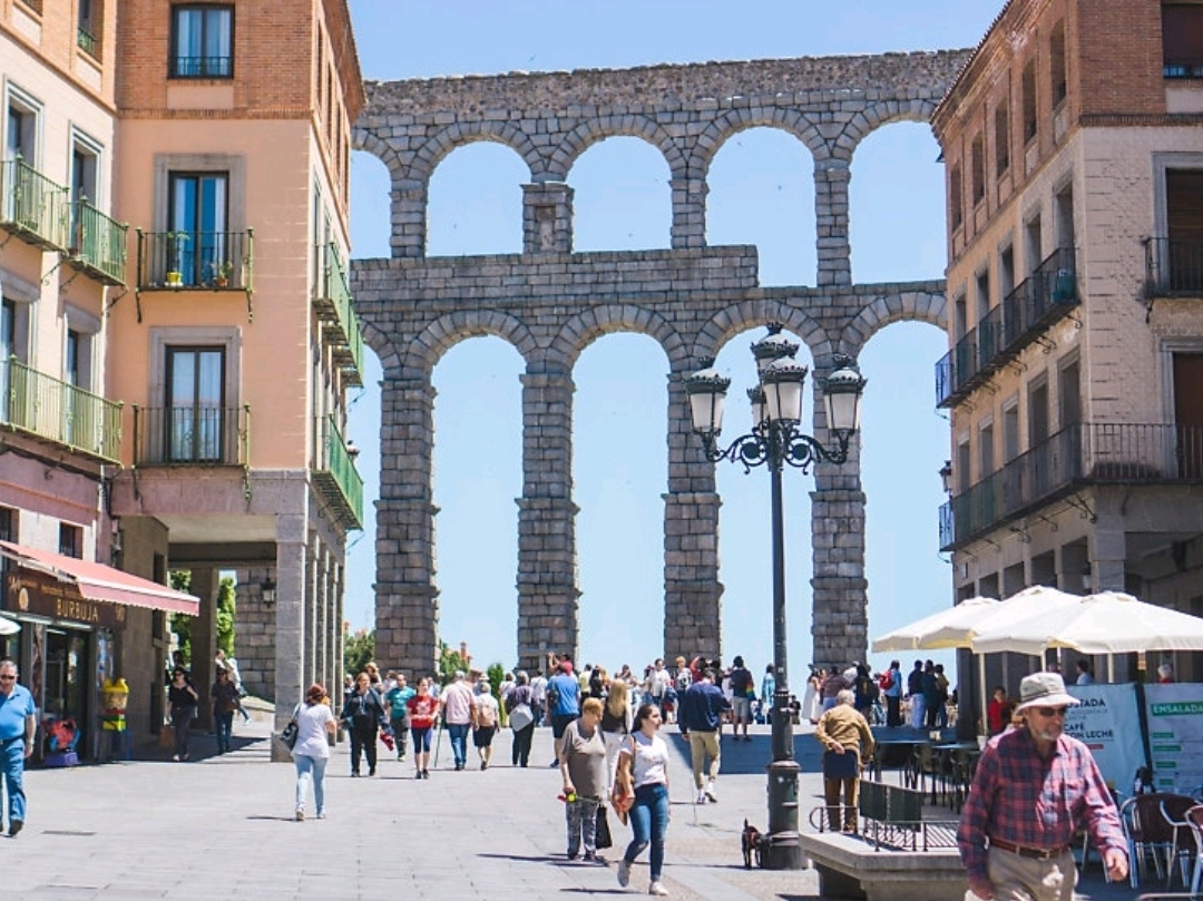 🇪🇸 Di sản La Mã, Cầu dẫn nước Segovia và Nhà thờ lớn