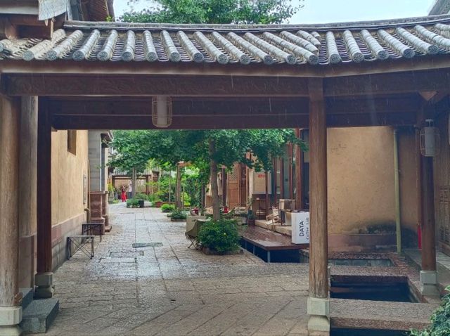 หมู่บ้านโบราณซาซี (Shaxi Valley) หมู่บ้านโบราณซาซี (Shaxi Valley)