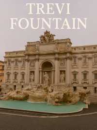 Trevi Fountain 