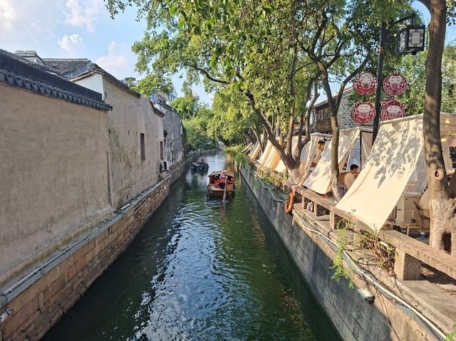 ✨️蘇洲熱門旅遊景點平江路💯漫步遊覧欣賞風景如畫的湖景😆品嚐當地特色小食🥰 ✨️蘇洲熱門旅遊景點平江路💯漫步遊覧欣賞風景如畫的湖景😆品嚐當地特色小食🥰