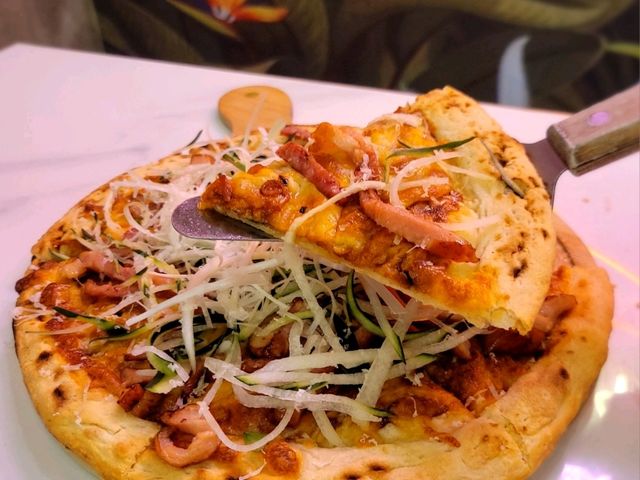 意中利pizza x 北京烤鴨 : 精緻 fusion 茶