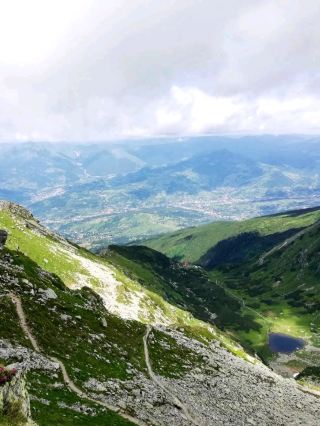 trail hiking