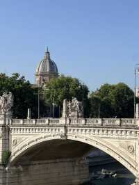 산탄젤로 다리에서 만난 로마의 천사의 성