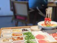 昆明老街的地道滋味｜雲南道雲腿過橋米線